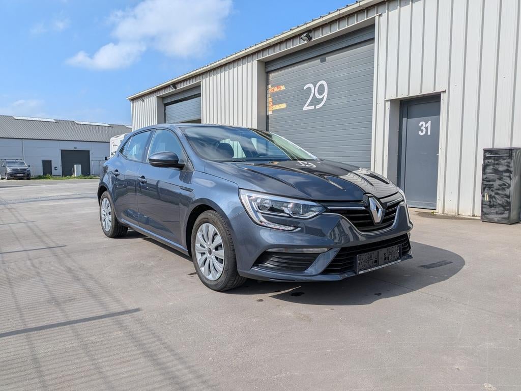 Renault Mégane 1.3tce / 16 000km / garantie, Autos, Renault, Particulier, Mégane, Bluetooth, Rétroviseurs électriques, Radio, USB