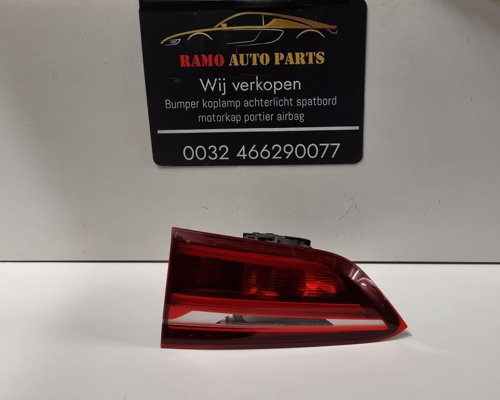ACHTERLICHT BMW X1 F48 RECHTS 7350698-12, Auto-onderdelen, Verlichting, BMW, Gebruikt, Ophalen of Verzenden