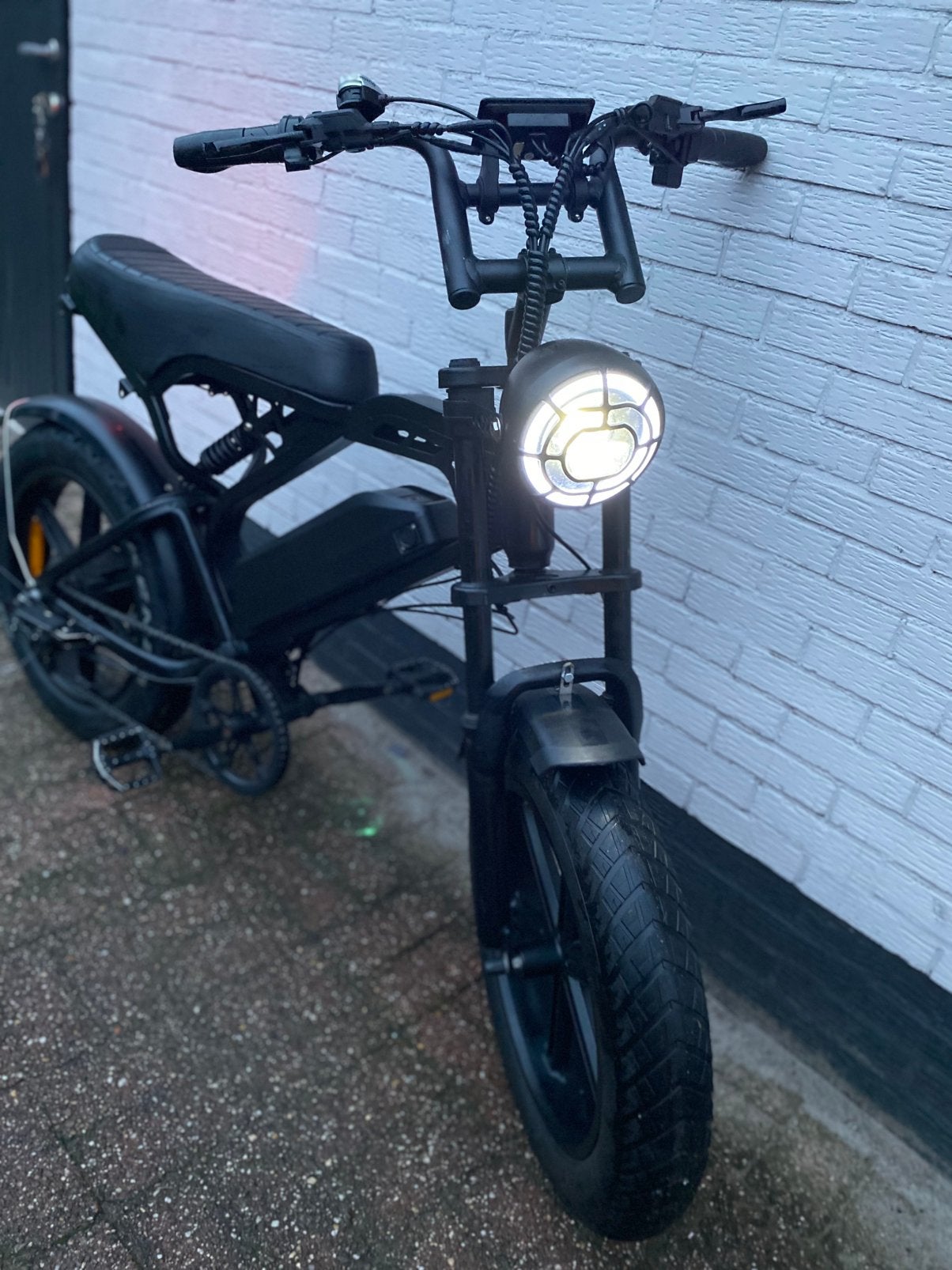Fatbike v20 pro, Ophalen, Zo goed als nieuw, 50 km per accu of meer