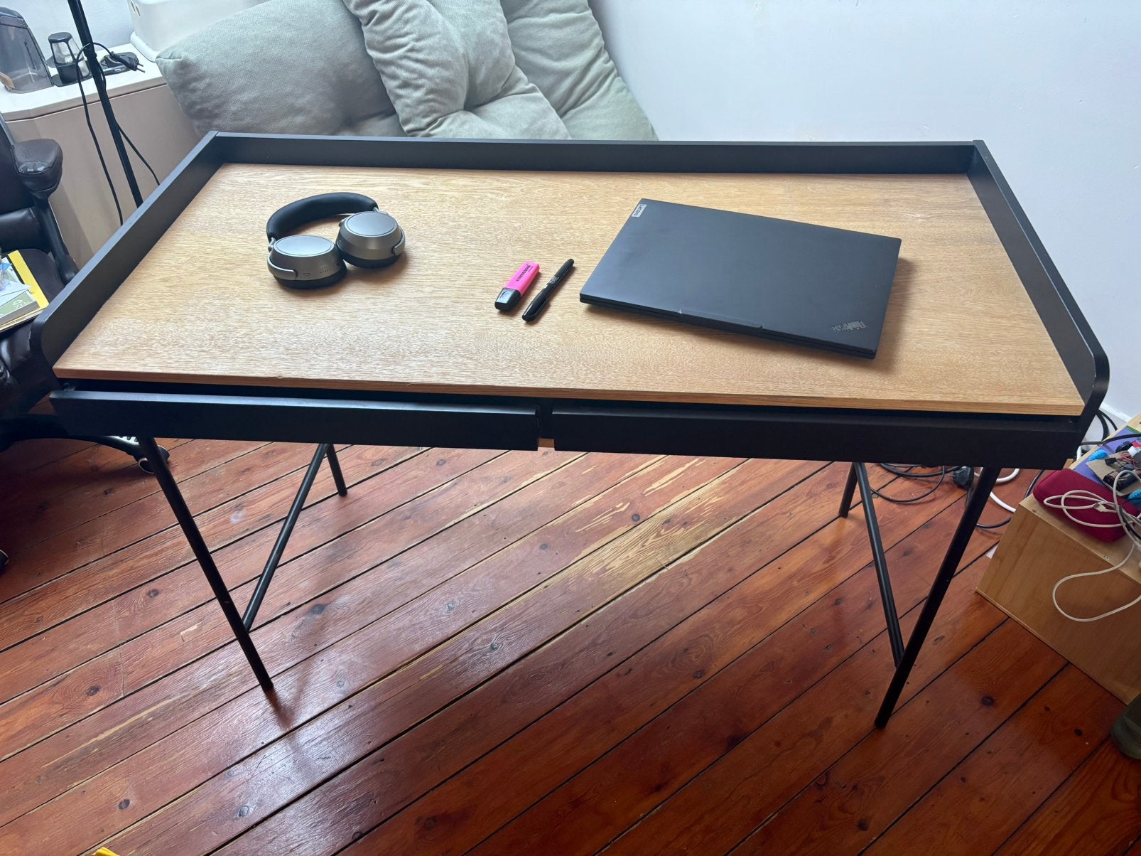Bureau, Ophalen, Zo goed als nieuw, Hout