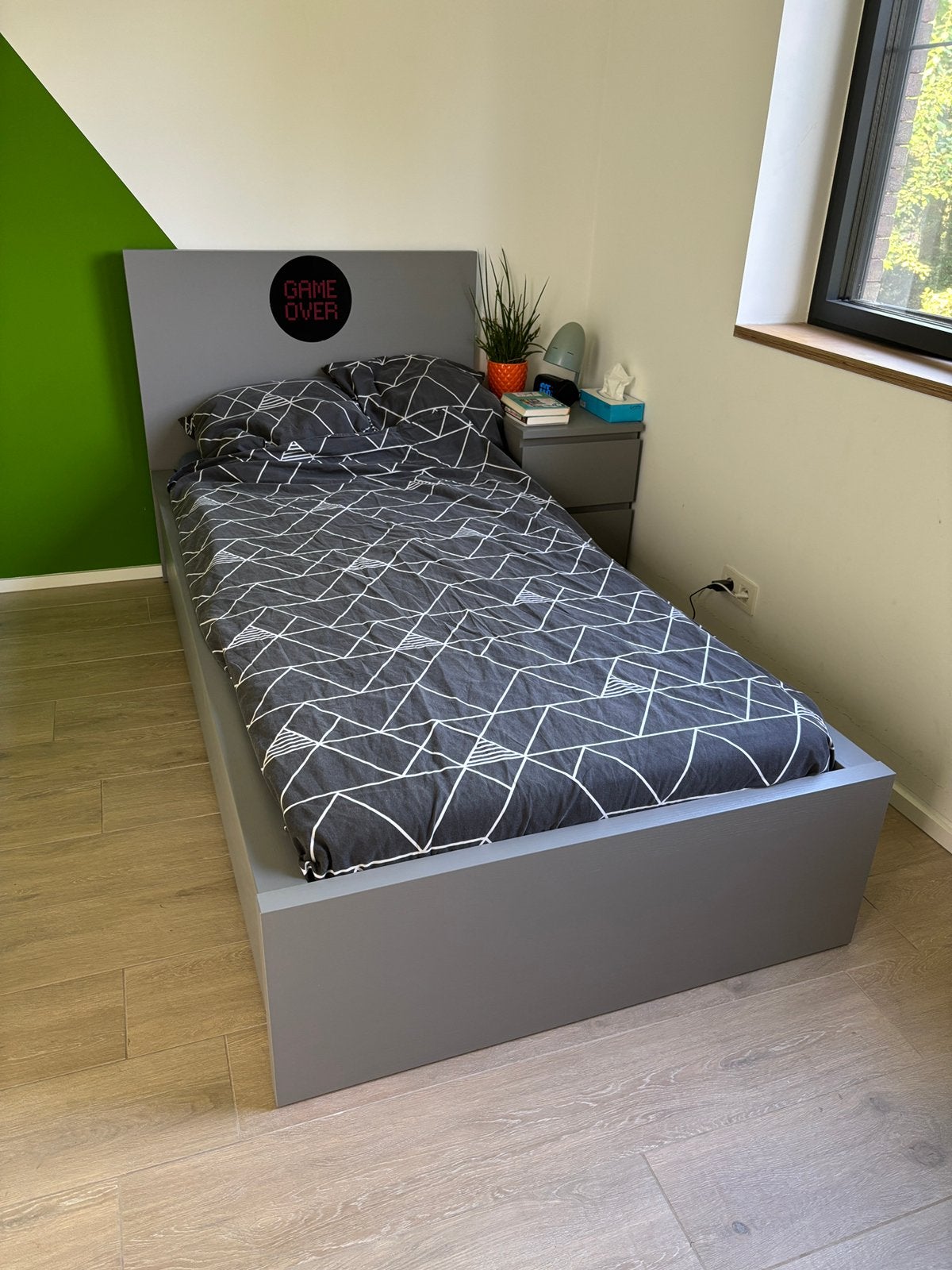 Eenpersoonsbed met 2 lades MALM (ikea) 90x200, Huis en Inrichting, Slaapkamer | Bedden, Ophalen, Gebruikt, 90 cm, Eenpersoons