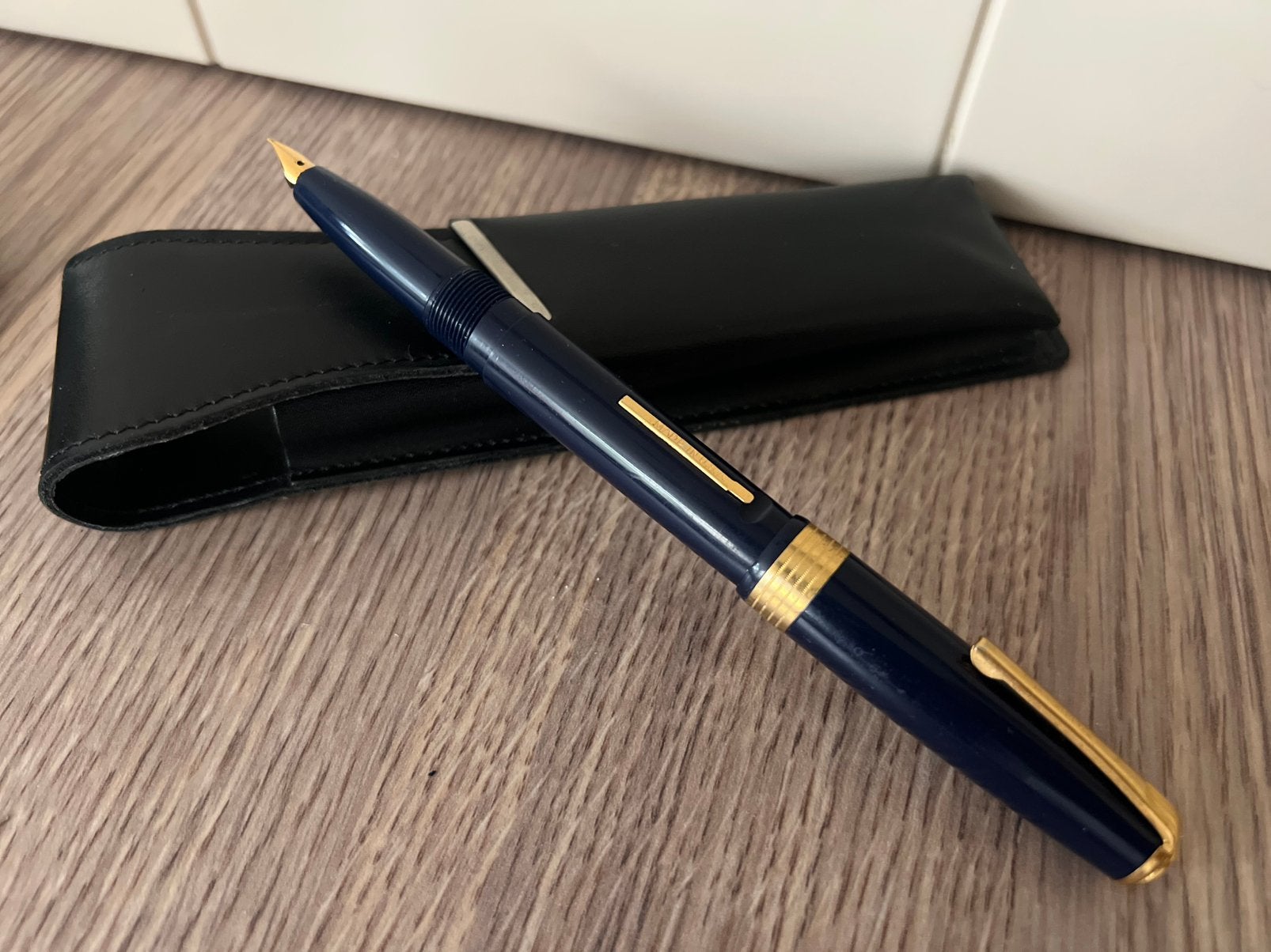 Stylo plume IMPERIAL Rare des années 1950, Collections, Enlèvement ou Envoi, Comme neuf, Stylo
