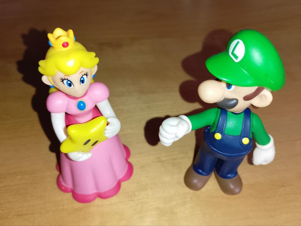 Peach et Luigi