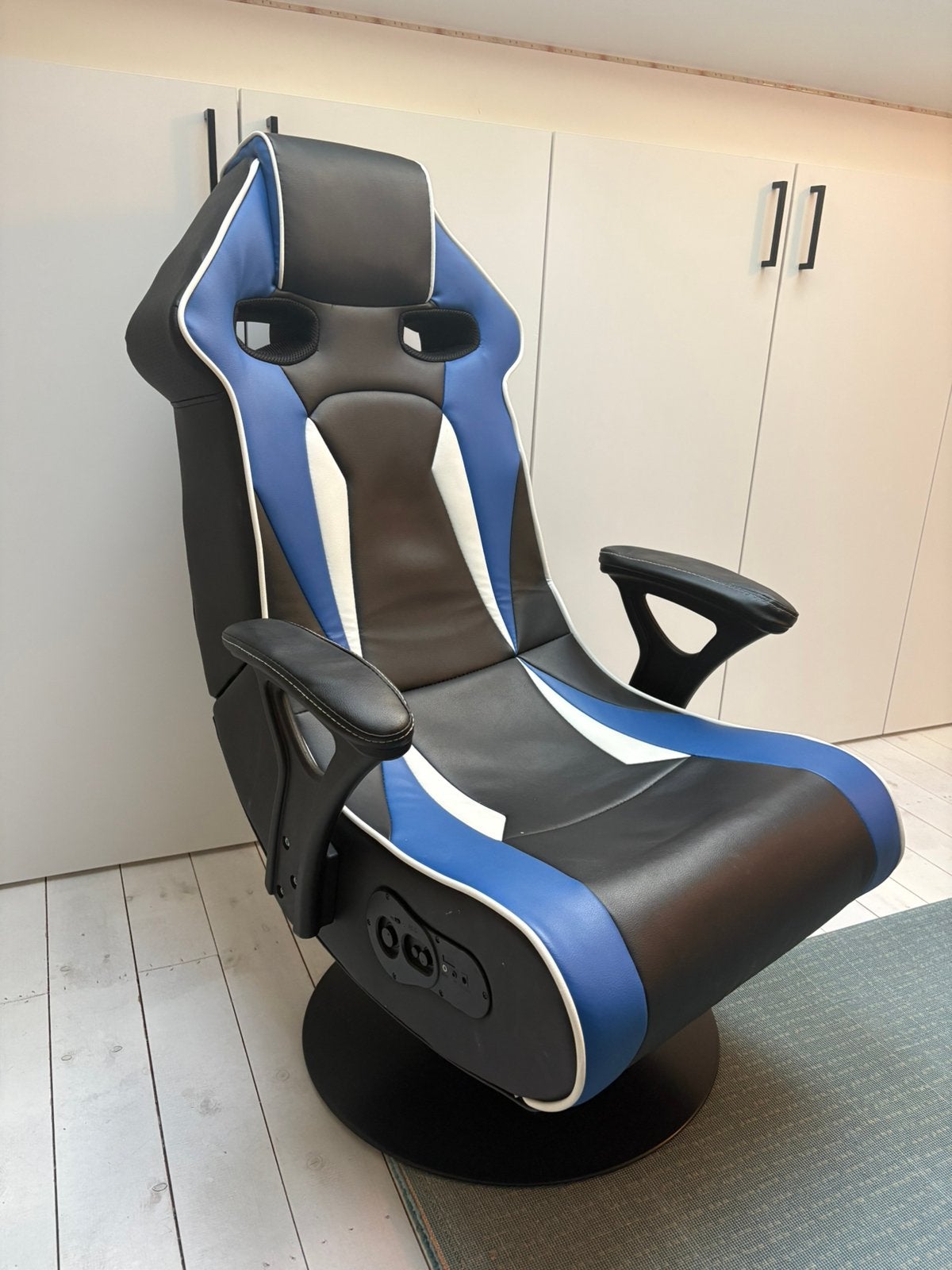 Gamestoel met ingebouwde speaker, Enlèvement, Utilisé, Cuir, Bleu