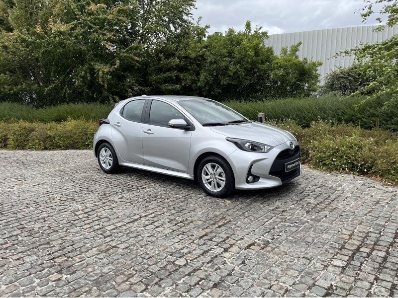 Toyota Yaris Dynamic, Argent ou Gris, Achat, 116 ch, 5 portes