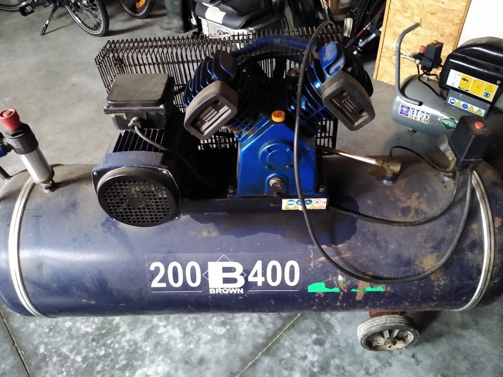 compressor brown, Doe-het-zelf en Bouw, Ophalen