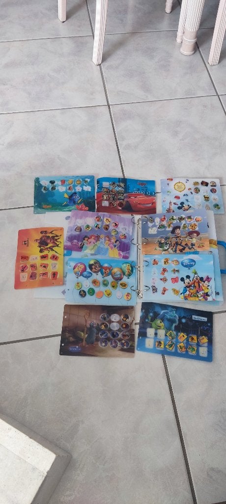 PIN'S DISNEY, Collections, Enlèvement ou Envoi, Utilisé, Autres types