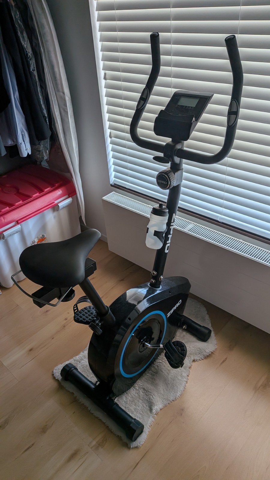 Hometrainer, Sport en Fitness, Fitnessapparatuur, Ophalen, Zo goed als nieuw, Benen, Hometrainer