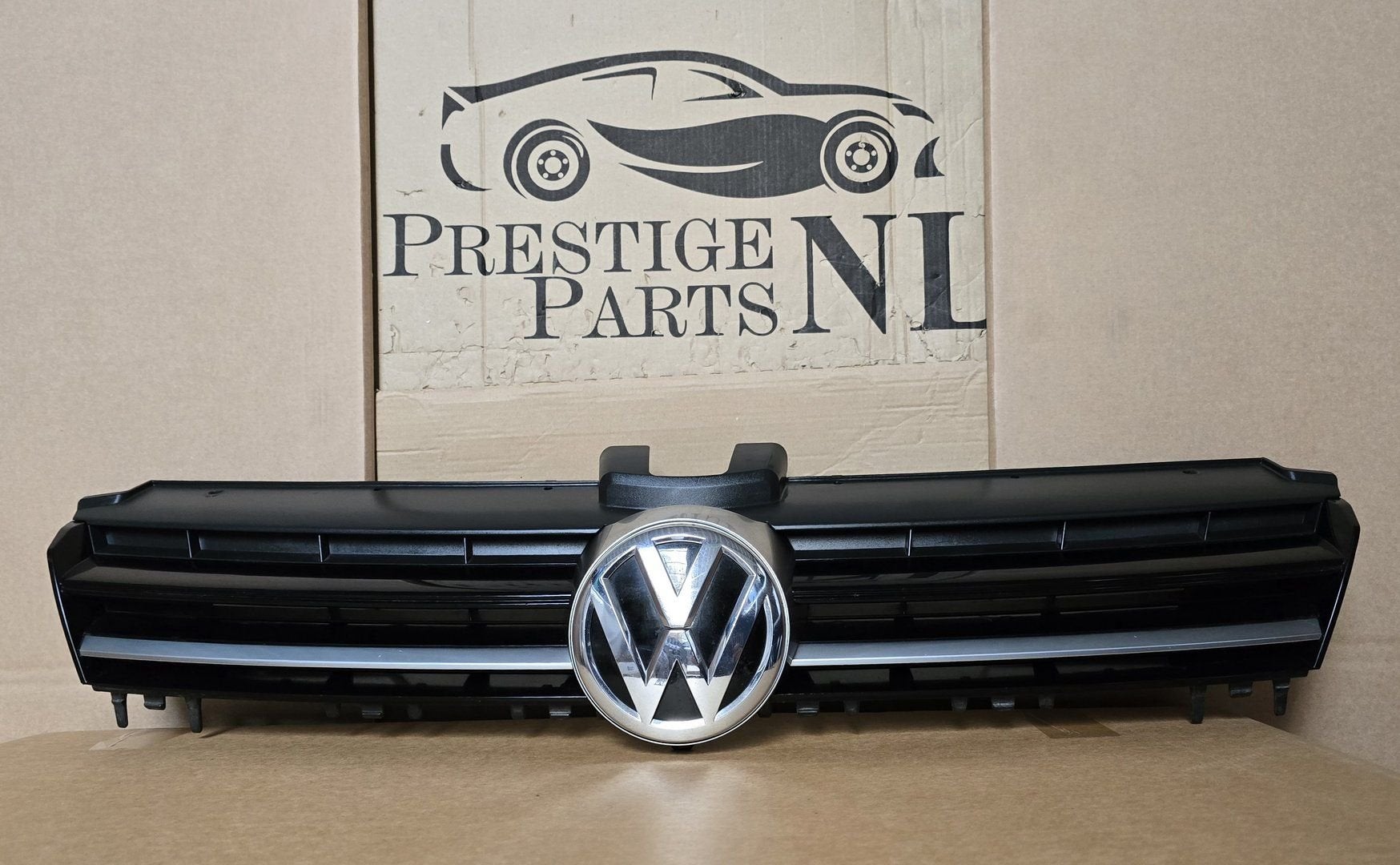 Grill VOLKSWAGEN Golf 7 VII R R20 GRILLE 5G0853653 2012-2017, Gebruikt, -, Voor, Ophalen of Verzenden