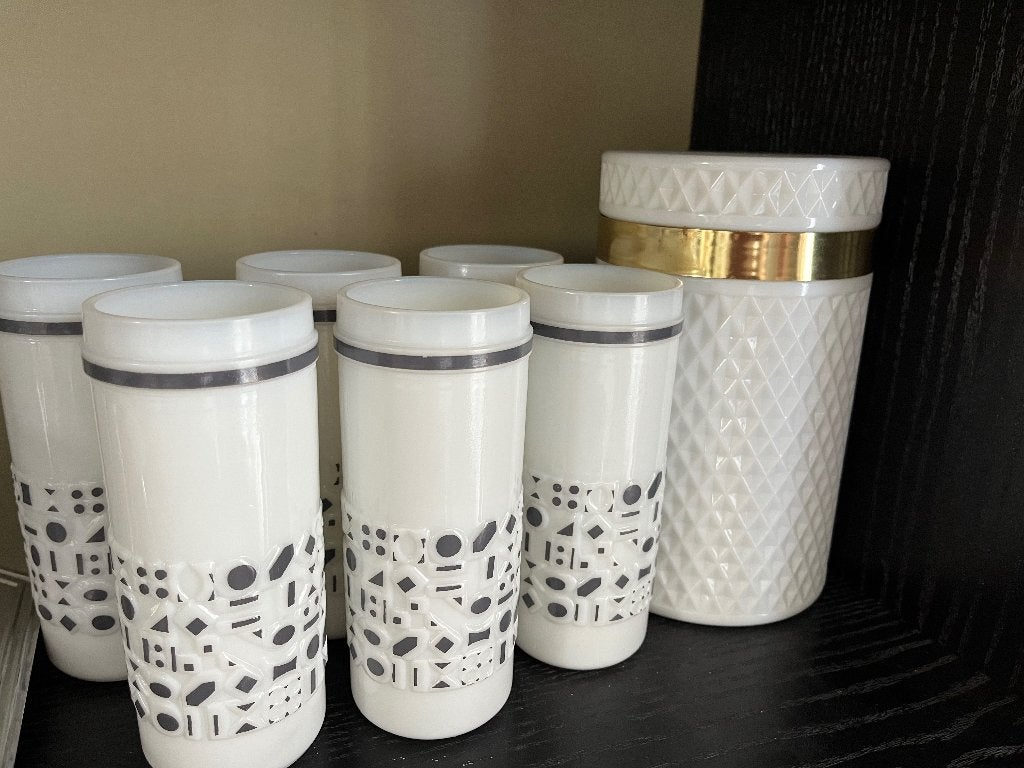 Set decoratieve vaasjes. Uniek stuk!, Ophalen