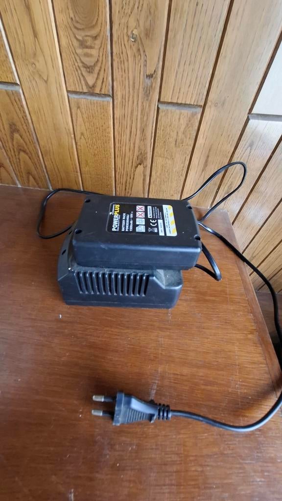 Powerplus batterij en lader, Doe-het-zelf en Bouw, Ophalen