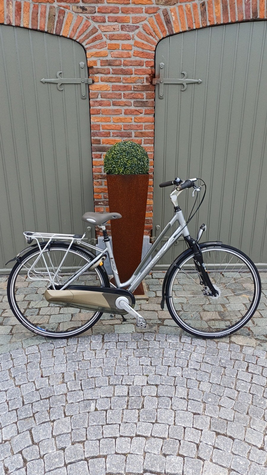DAMESFIETS  - TREK  T300 [ NIEUWSTAAT ], Fietsen en Brommers, Fietsen | Dames | Damesfietsen, Versnellingen, Ophalen