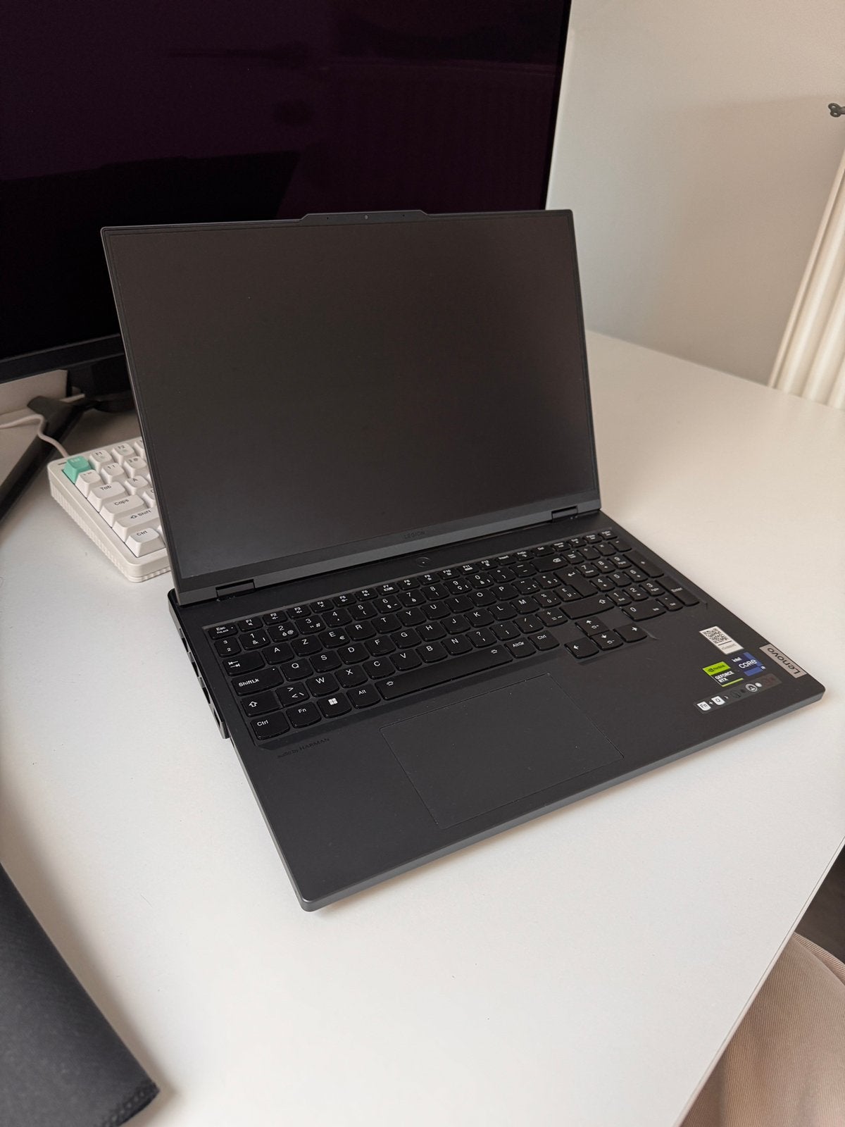 Lenovo Legion Pro 7 – RTX 4080 / i9-13900HX/32GB RAM/1TB SSD, Enlèvement ou Envoi, 16 pouces ou plus, 32 GB ou plus, Comme neuf