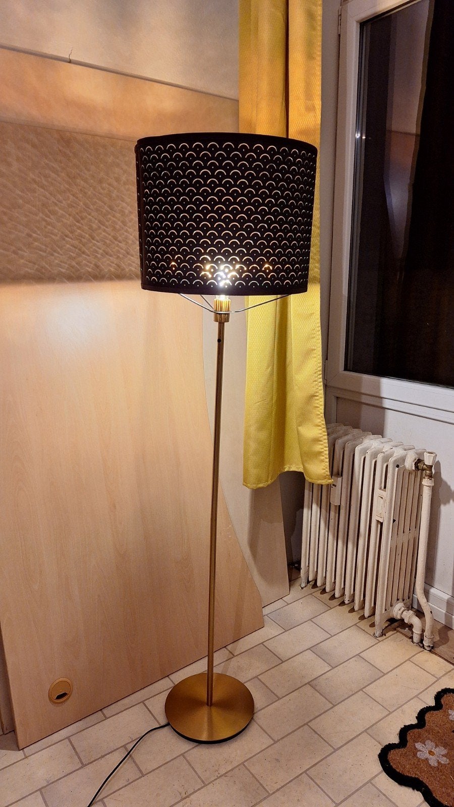 Nymo skaftet IKEA vloerlamp, Ophalen