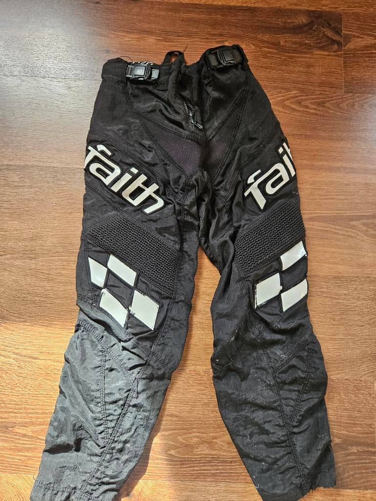 Bmx broek maat Y 22, Ophalen