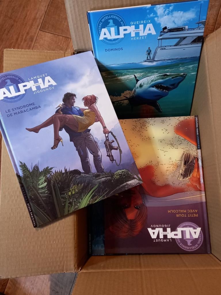 Série ALPHA , volumes de 1 à 14, Livres, Enlèvement
