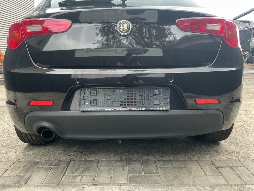 PARE-CHOCS ARRIÈRE Alfa Romeo Giulietta (940), Autos : Pièces & Accessoires, Stellantis Europe S.p.A, Arrière, Pare-chocs, IPC D1-09 Bahnhofsplatz
65423  Rüsselsheim am Main, DE