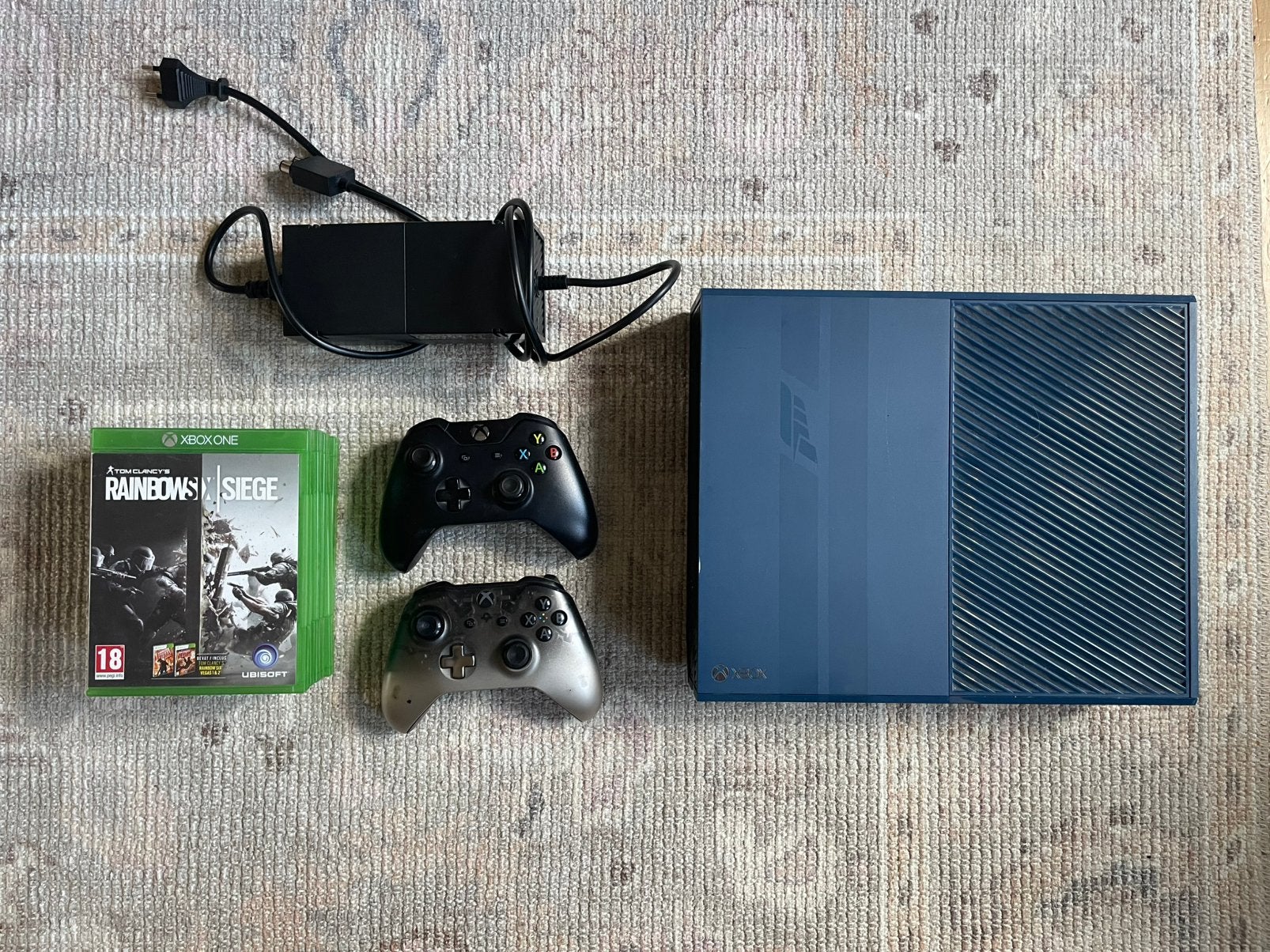 Xbox One Model 1540 – 781GB Storage + 2 Controller + 6 Games, Enlèvement ou Envoi, Xbox One