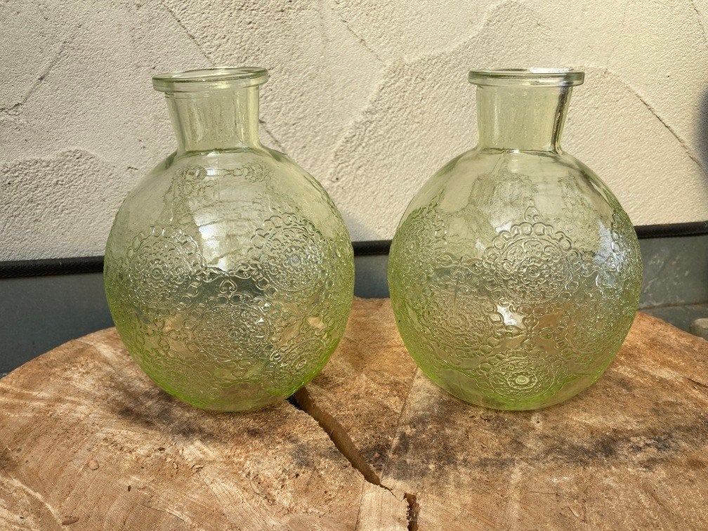 FLES BOLOGNA LT. GROEN MET ROZETJES 17 cm NIEUW, Neuf, Enlèvement ou Envoi, Verre, Vert
