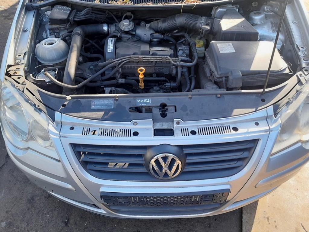 STARTMOTOR Volkswagen Polo IV (9N1 / 2/3) (02T911024), Gebruikt, Volkswagen