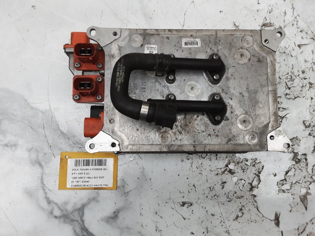 CHARGEUR DE BATTERIE (5QE915682M), Mevr. I. Hauben, Utilisé, Info@Collignon.be, Rue de l'Espoir 34 34
4030  GRIVEGNÉE, BE