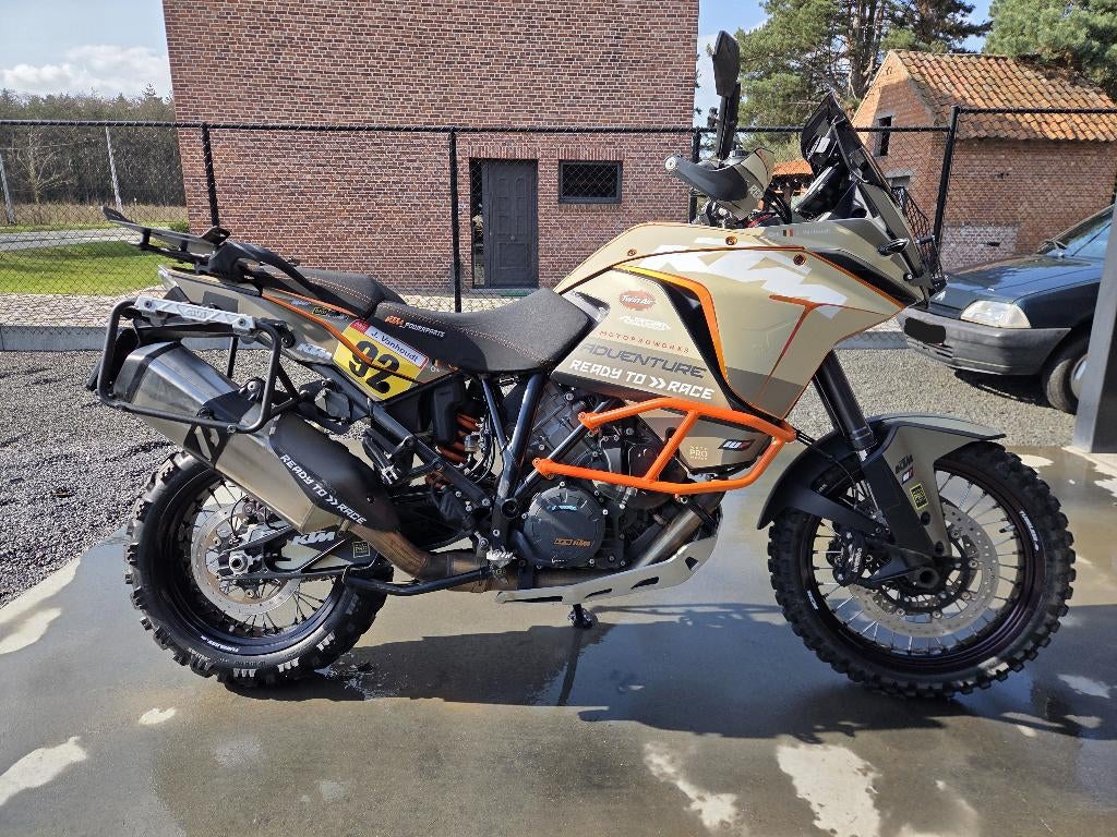 KTM 1190 Adventure, Motoren, 2 cilinders, Handvatverwarming, Motorrijbewijs A, Gebruikt