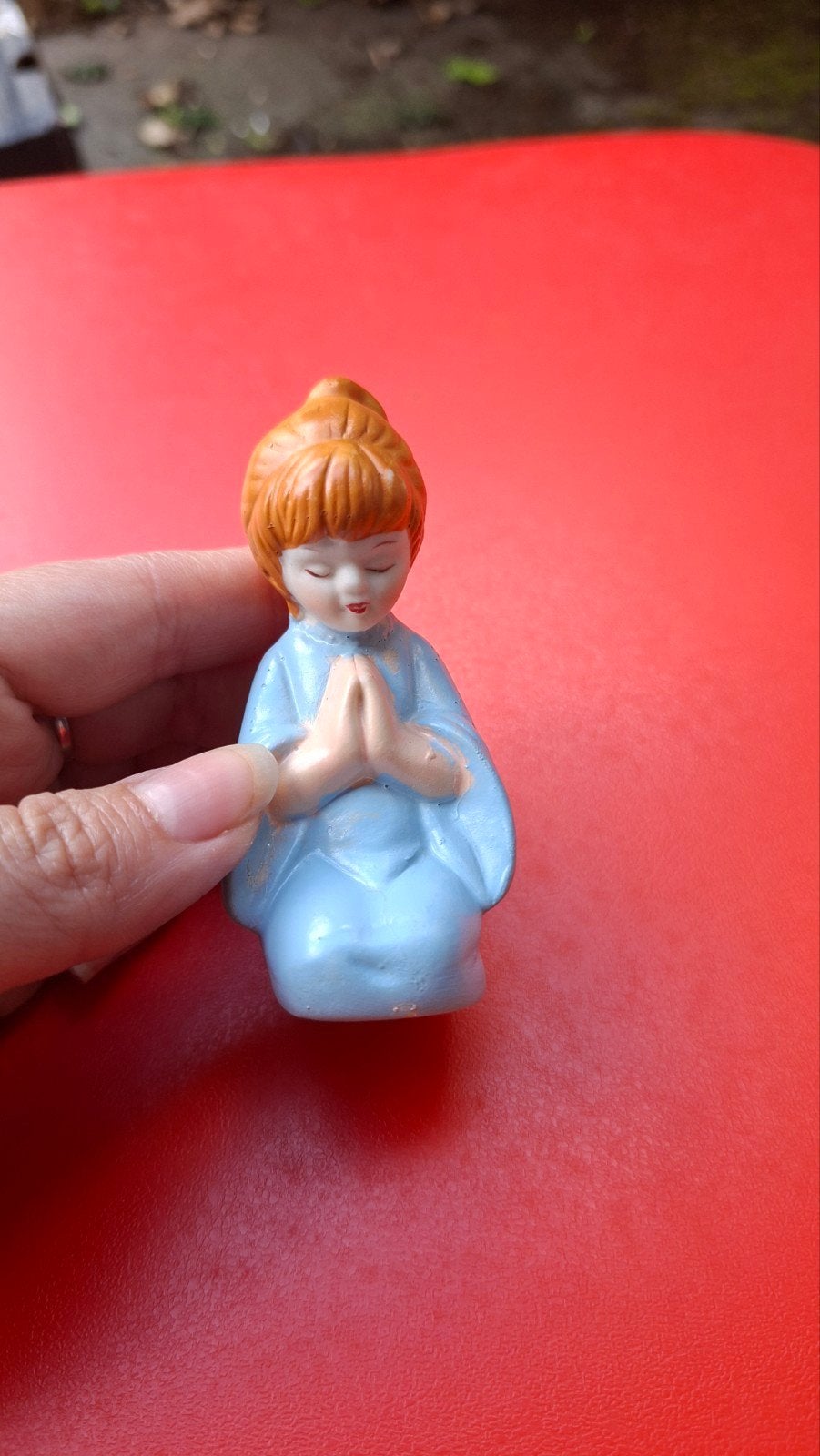 beeld biddend meisje, Ophalen of Verzenden
