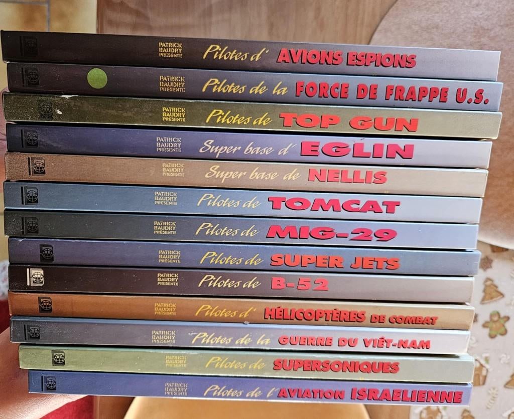 13 livres PILOTES de ...   Patrick BAUDRY aviation militaire, Enlèvement ou Envoi, Comme neuf, Livre ou Revue