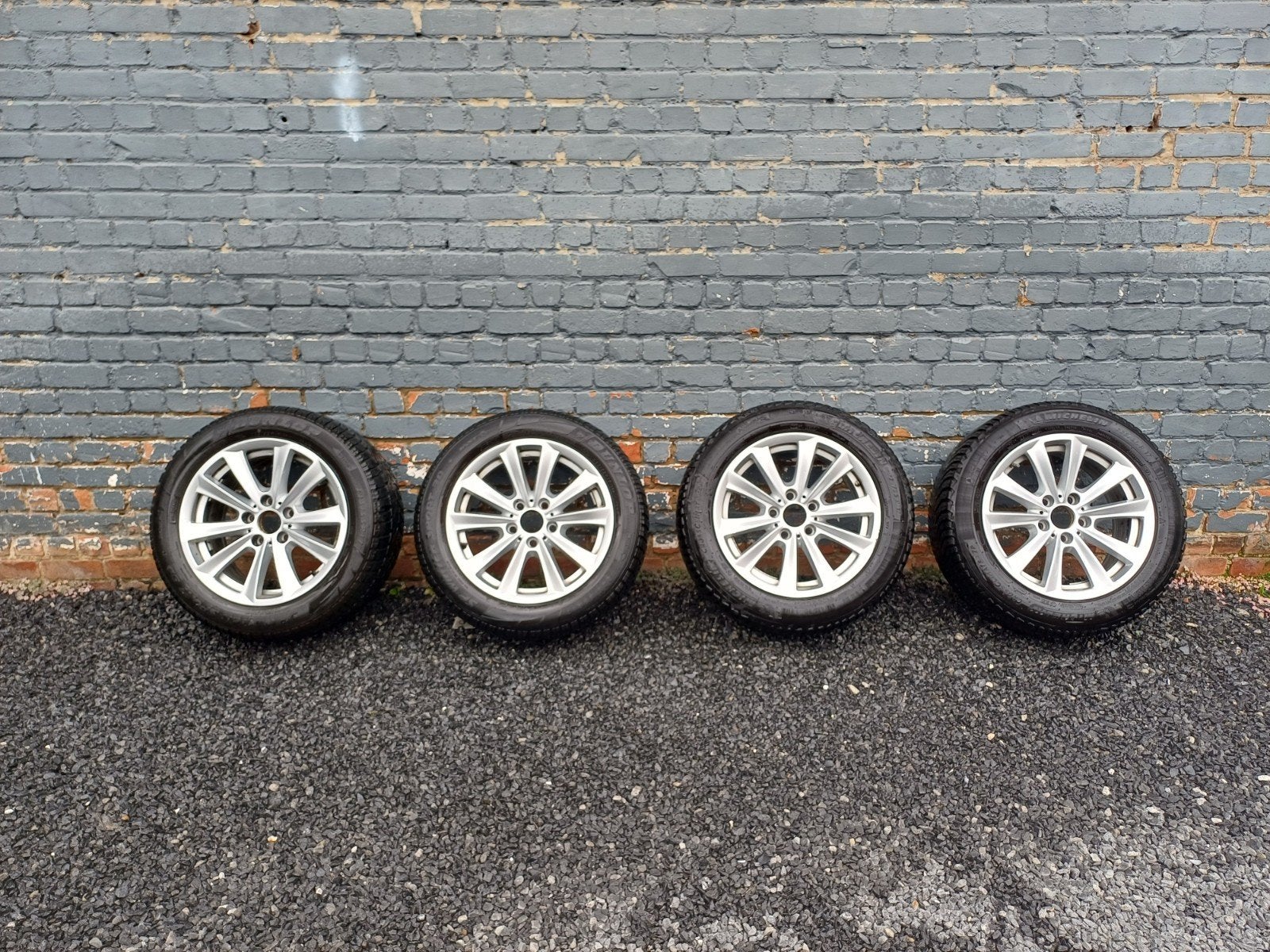 BMW 5 reeks f11 velgen set met winterbanden, Auto-onderdelen, Ophalen, Gebruikt, Banden en Velgen, 17 inch