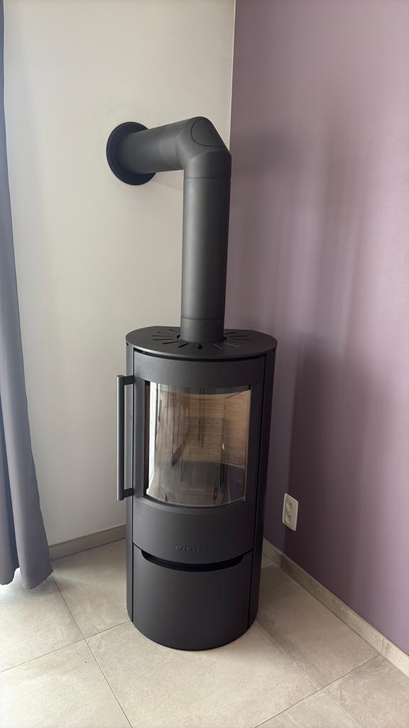 Poêle à bois 7kw viking luma 4 + cheminée, Maison & Meubles, Poêles, Comme neuf, Enlèvement, Bois, Autoportant