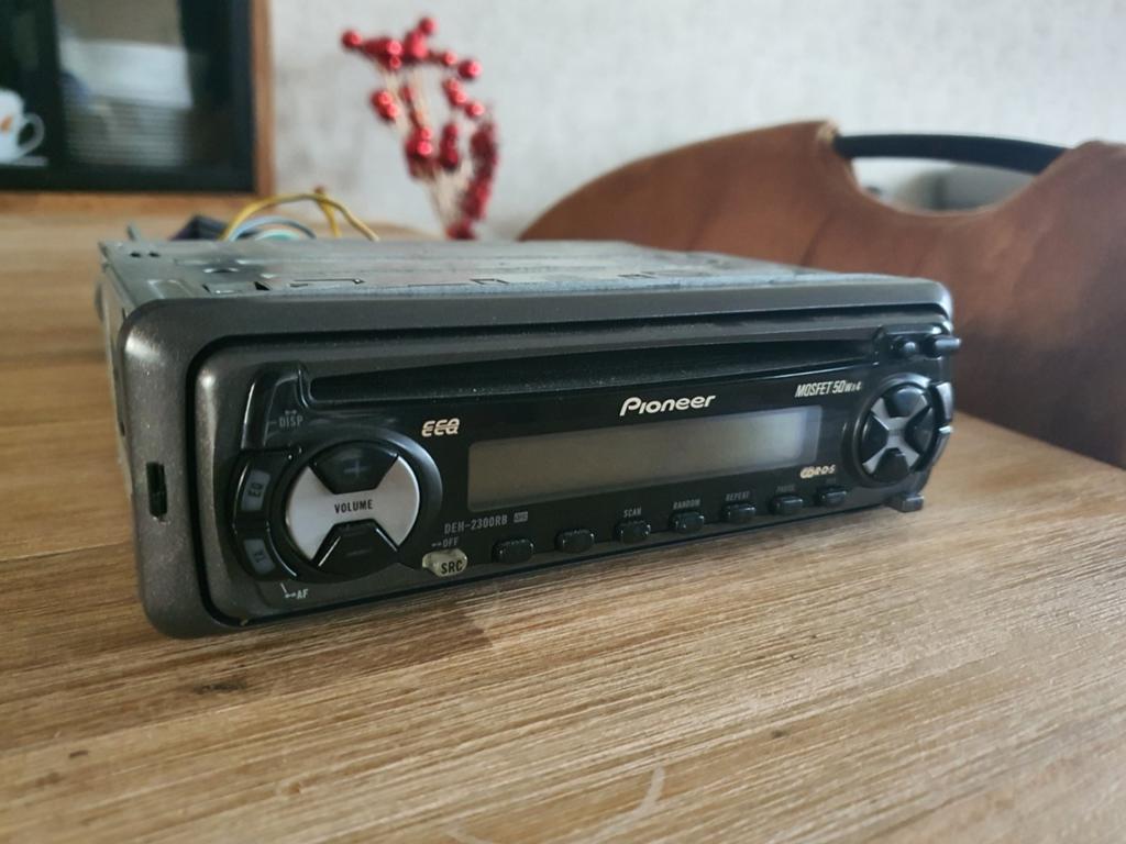 Pioneer DEH-2300RB mosfet 50wx4, Autos : Divers, Autoradios, Enlèvement