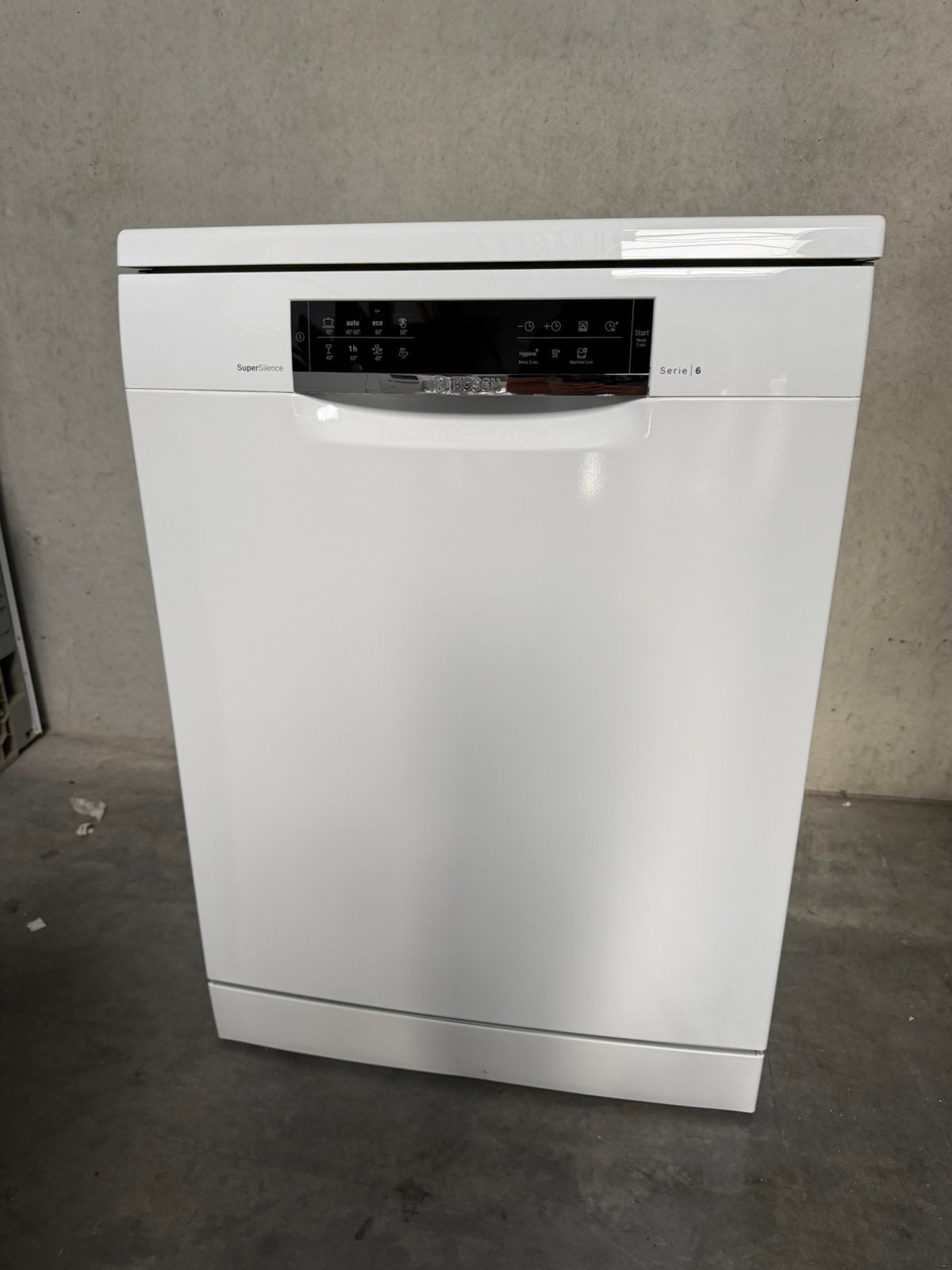 Prachtige Bosch vrijstaande vaatwas besteklade / garantie!, Elektronische apparatuur, Vaatwasmachines, Ophalen, Energieklasse A of zuiniger