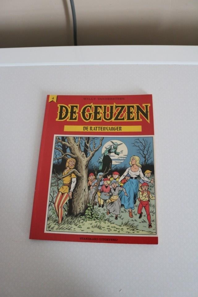 De geuzen Nr 4 : De rattenvanger - sc - 1e druk 1987, Eén stripboek, Ophalen of Verzenden, Zo goed als nieuw