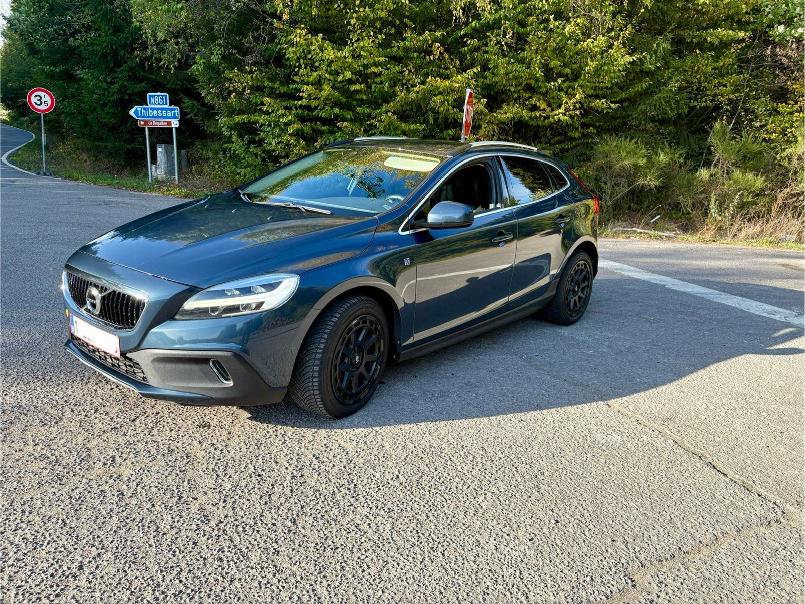 Volvo v40 2.0D 120 ch, Achat, Euro 6, Boîte manuelle, Entretenue par le concessionnaire
