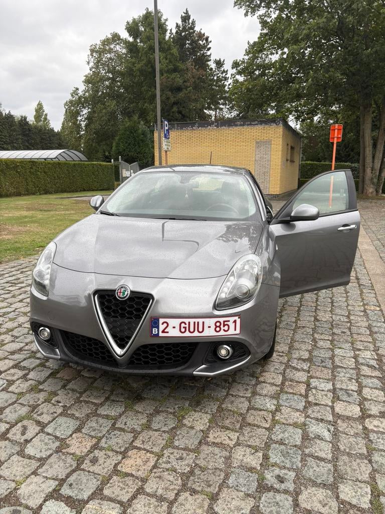 Alfa Romeo Guilietta 1.4 Super, Auto's, Alfa Romeo, Stof, Zwart, 4 cilinders, Handgeschakeld