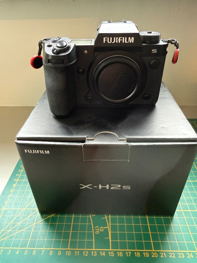 Fuji Fujifilm X-H2S body, TV, Hi-fi & Vidéo, Pare-soleil, Écran inclinable/pivotant, 26 mégapixels, Comme neuf