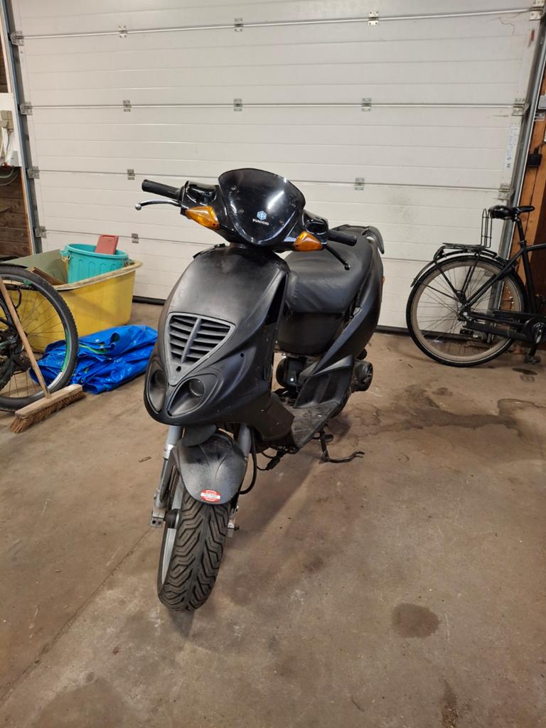 Piaggio nrg mc3, Fietsen en Brommers, Scooters | Piaggio, Gebruikt, NRG, Klasse B (45 km/u), Tweetakt, Ophalen