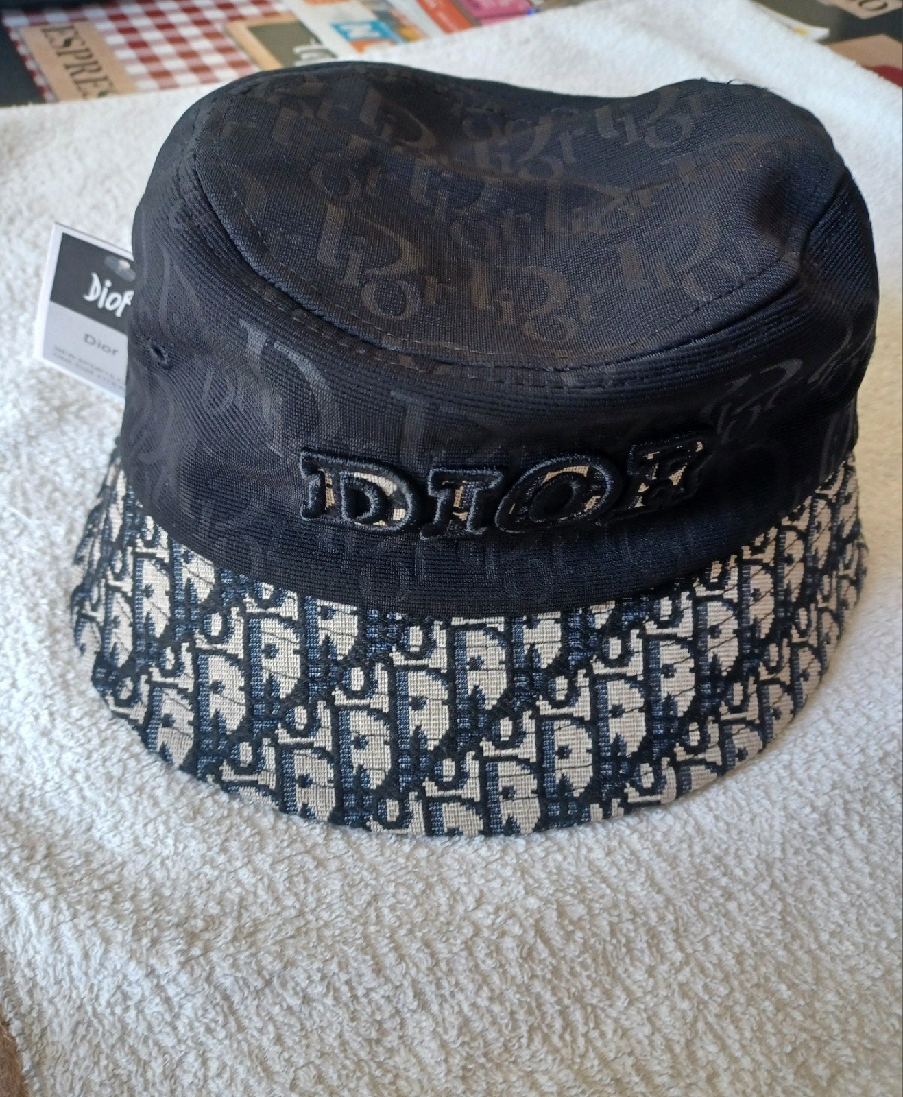Chapeau bob neuf. Jamais mis. Ce n'est pas mon genre, Ophalen of Verzenden, Nieuw, 58 cm (L, 7¼ inch) of meer, Hoed
