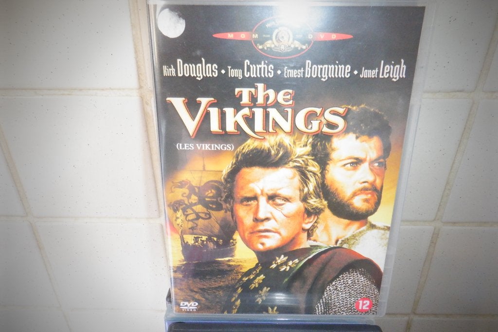 DVD Les Vikings. Kirk Douglas, Tony Curtis, Ernest Borgnine., Français, Action, Enlèvement ou Envoi, Comme neuf
