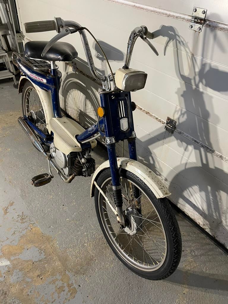 Honda amigo, Enlèvement, Comme neuf