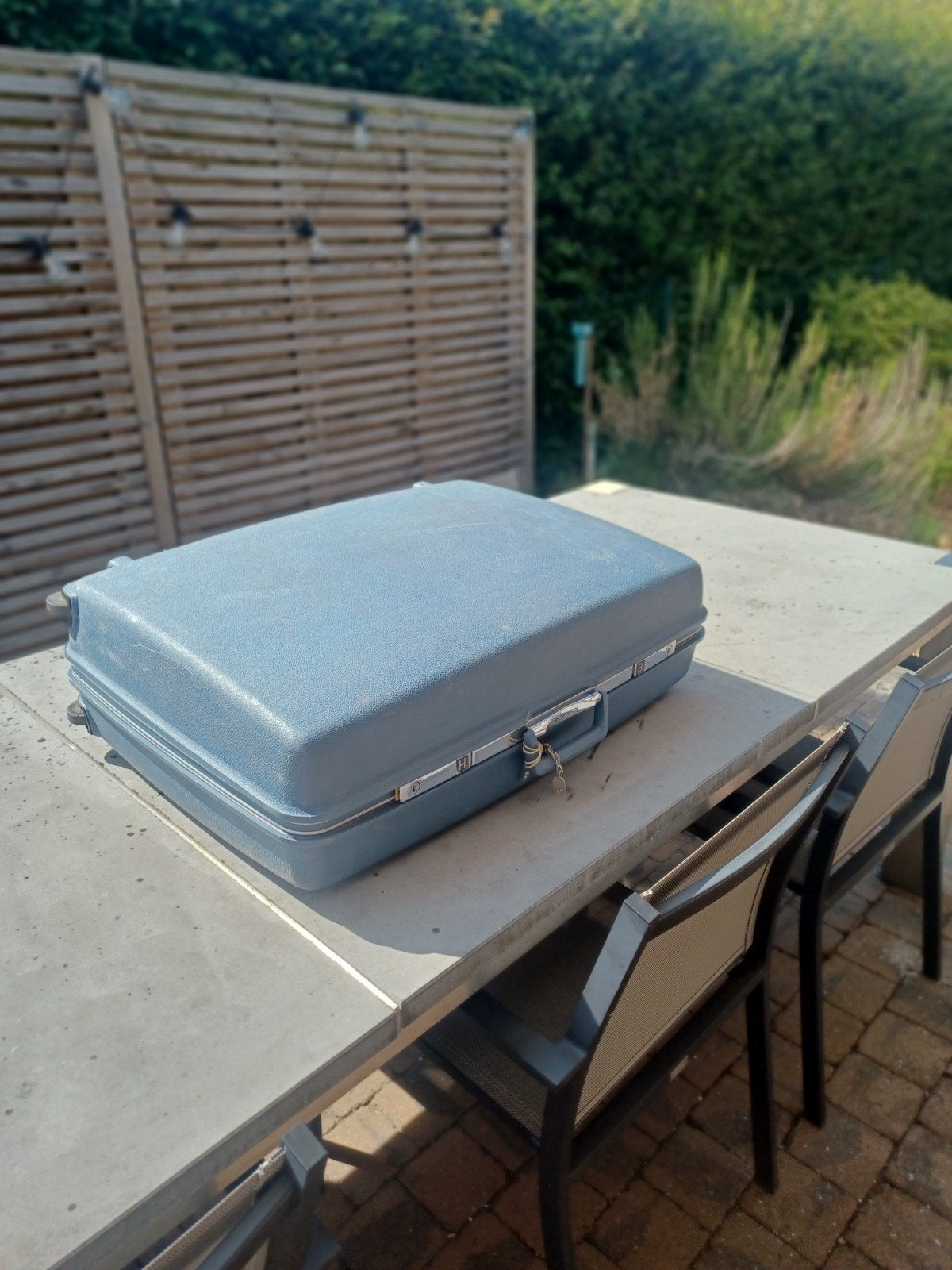 grote reiskoffer samsonite op wielen met 2 sleutel bij p8eur, Ophalen