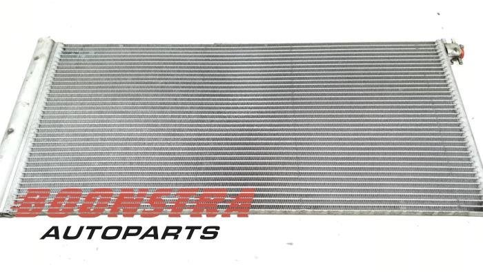 Airco Condensor van een Opel Vivaro, Gebruikt, -, -, Opel