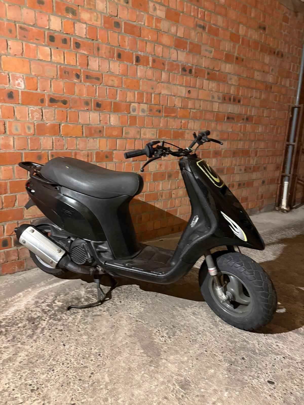 Typhoon 125cc met  motor frame zonder 123, Fietsen en Brommers, Scooters | Piaggio, Ophalen, Tweetakt, Gebruikt, Zip