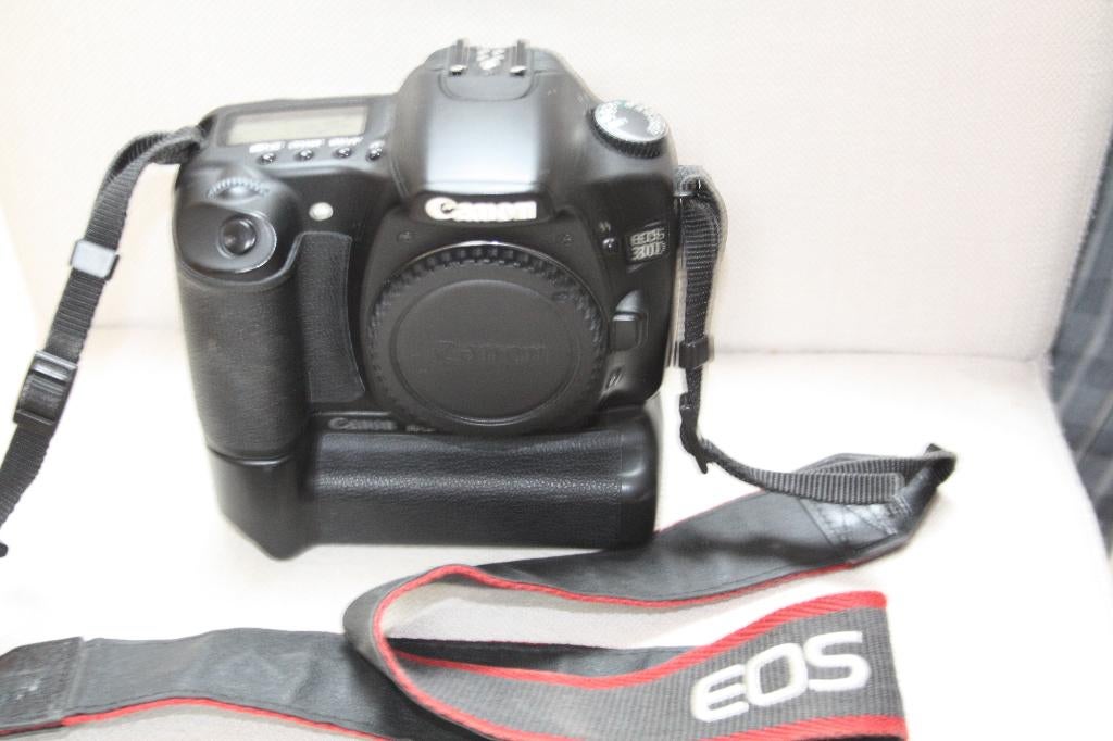 Canon 30D IR-converted met batterijen en lader, Audio, Tv en Foto, Ophalen, Zo goed als nieuw, Spiegelreflex, Canon