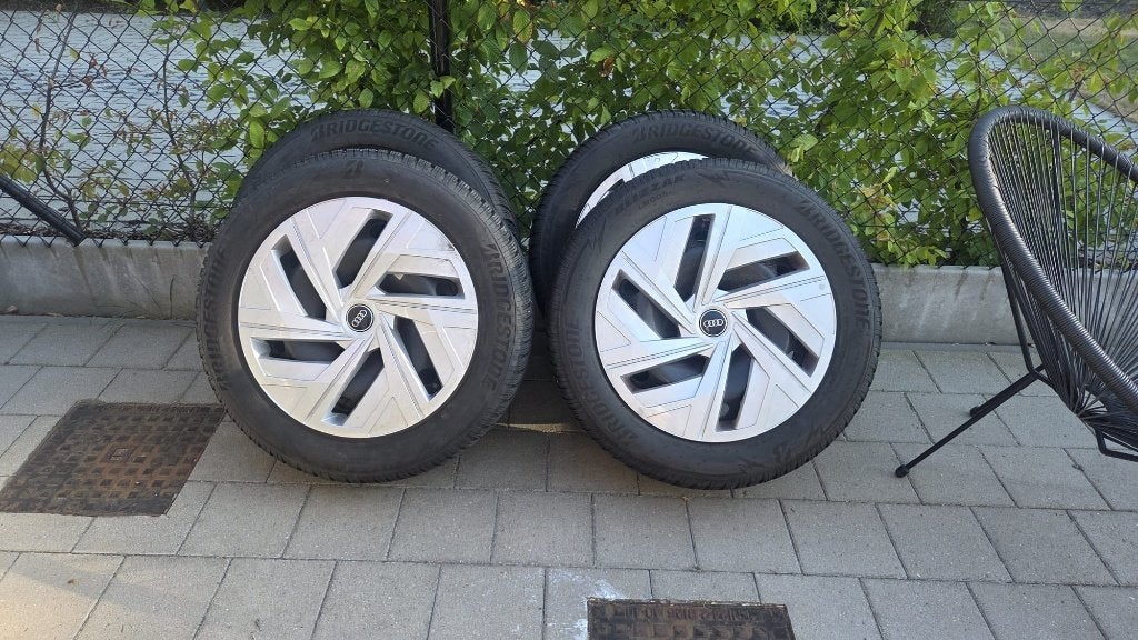 Paire de roues d'hiver Audi Q4 e-tron 19 pouces d'origine, Autos : Pièces & Accessoires, Pneus & Jantes, Pneus hiver, 255 mm, Véhicule de tourisme