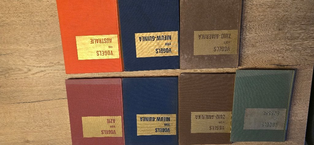 Het vogelparadijs in kleuren - set 7 boeken, Antiek en Kunst, Ophalen
