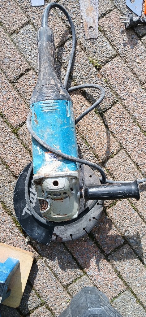Makita Haakse slijper, Enlèvement, Utilisé, Meuleuse d'angle