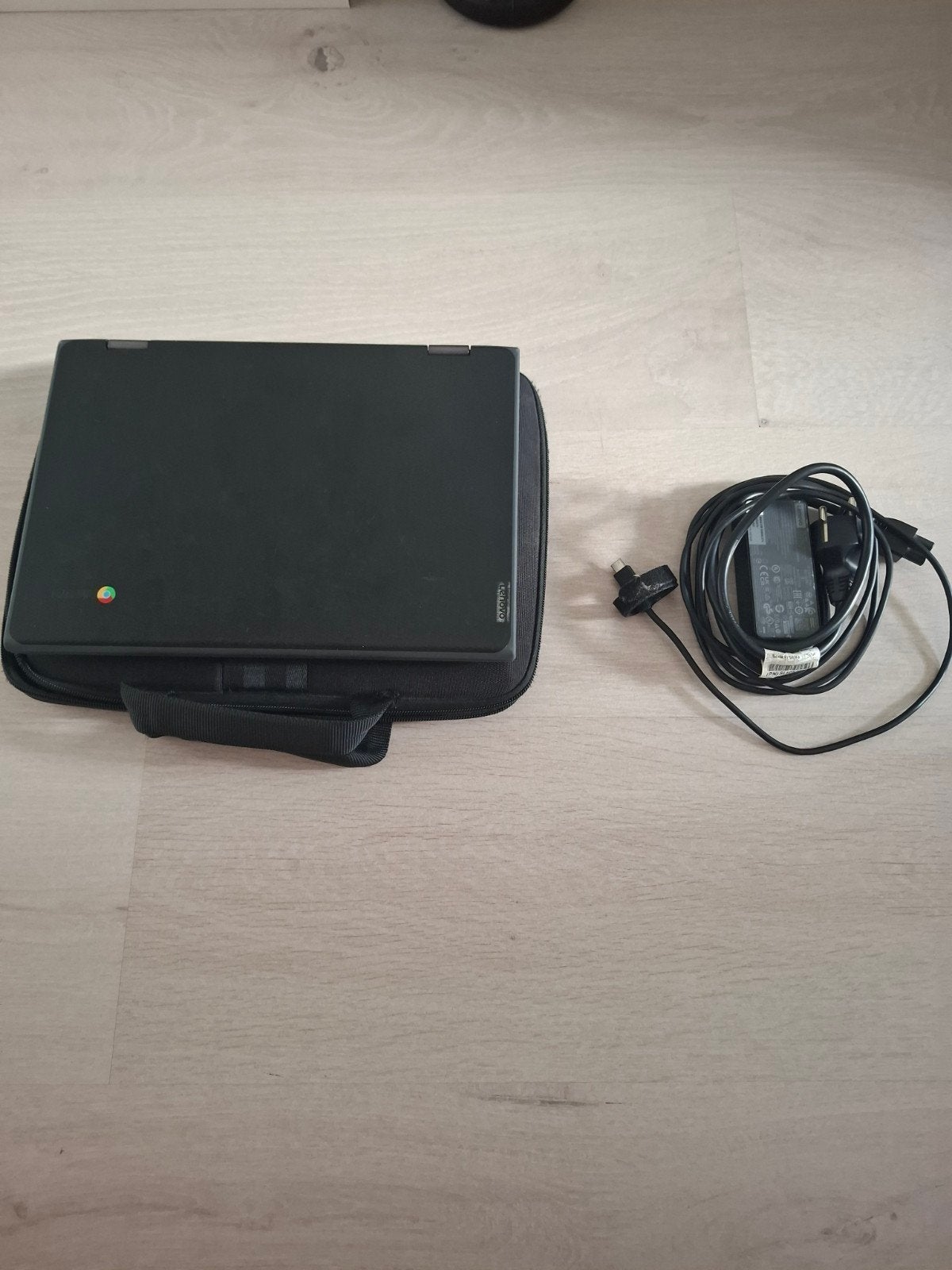 Chromebook +hoes +oplader, Computers en Software, Ophalen, Gebruikt, 8 GB, Touchscreen