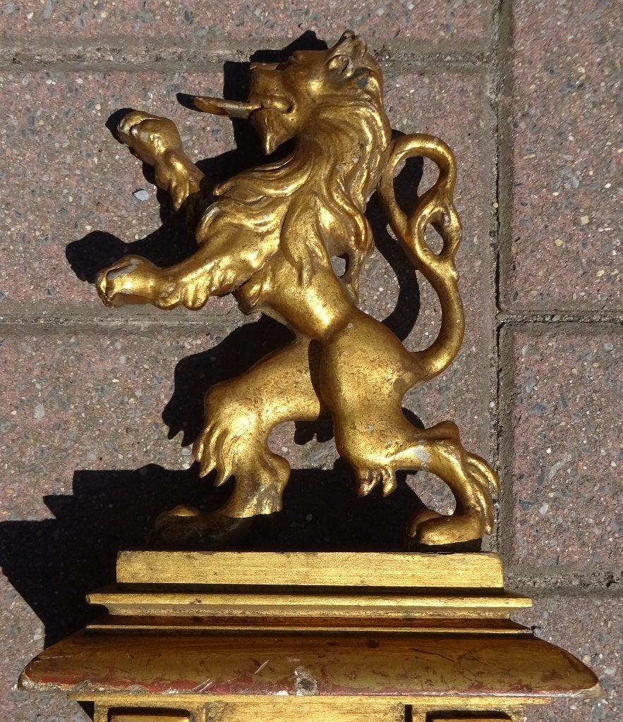 BELGIQUE: LION BELGE DORE - EMBLEME DE DRAPEAU, Verzenden, Landmacht, Kunstobject