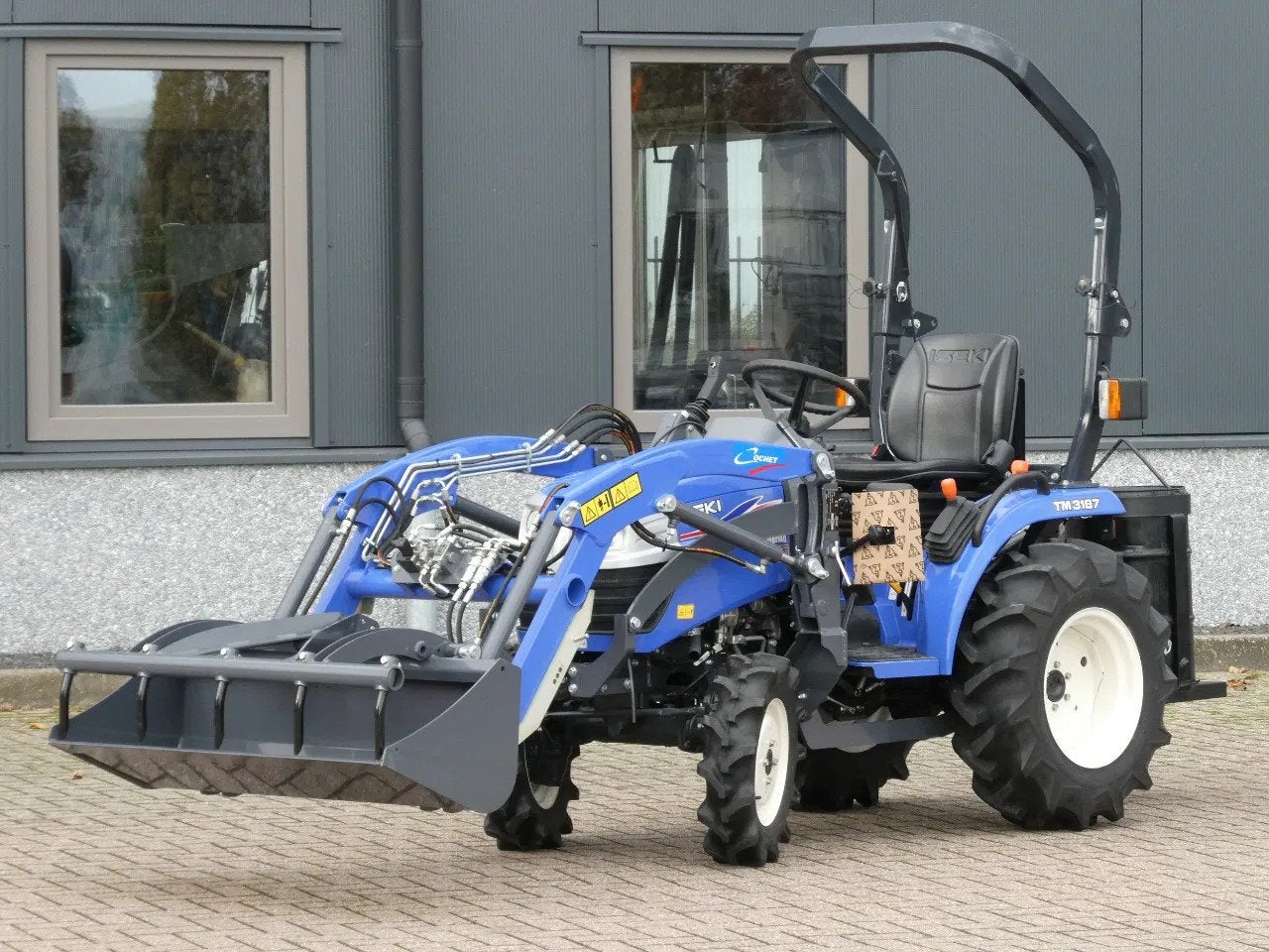 Iseki TM3187 4wd / 0123 Draaiuren / Voorlader + Contragewich, Articles professionnels, Autres marques, Mathijs Merkelijn, Mathijs@minitrekkers.nl